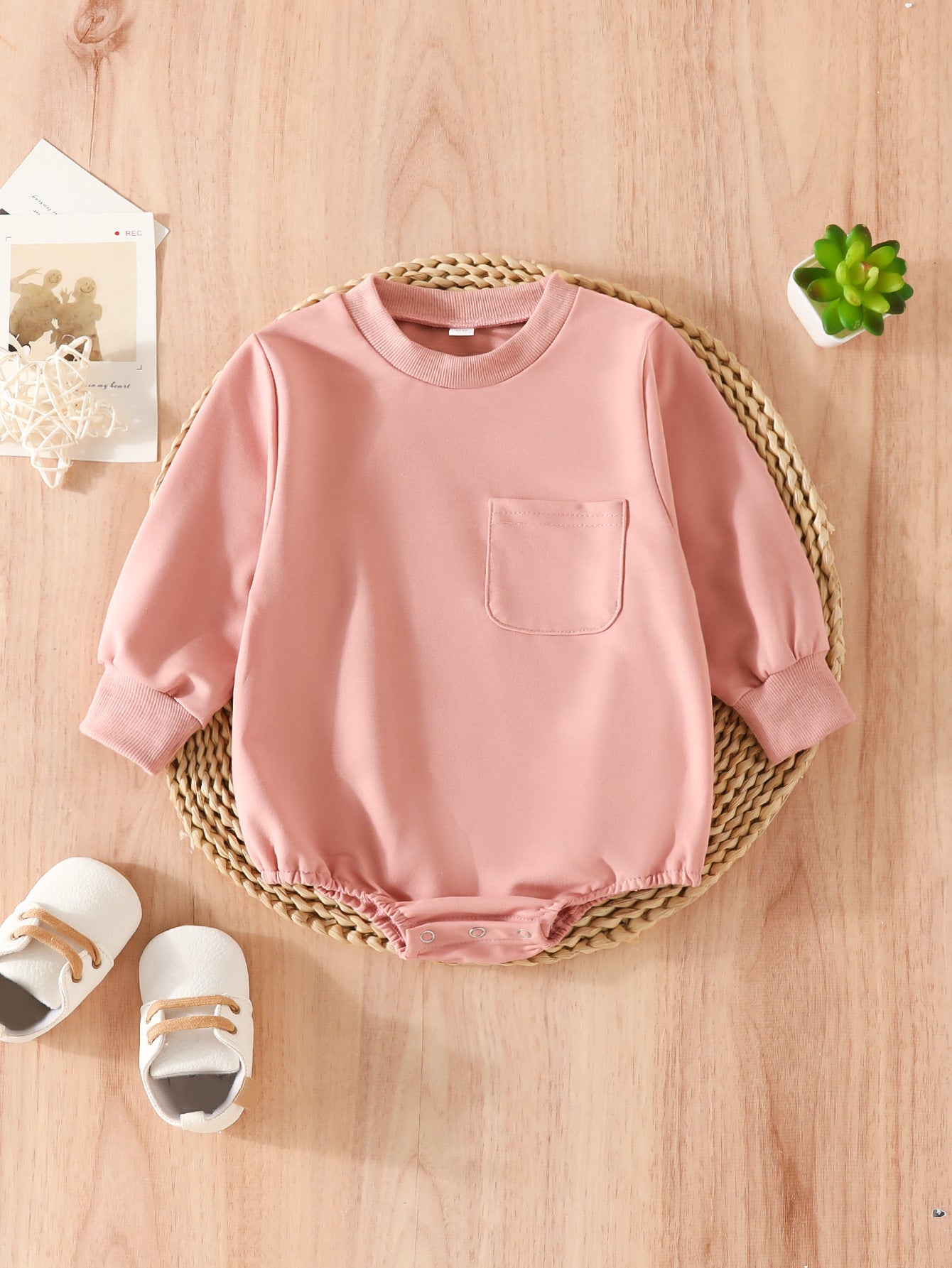 Long-Sleeve Pocket Triangle Romper for Babies
